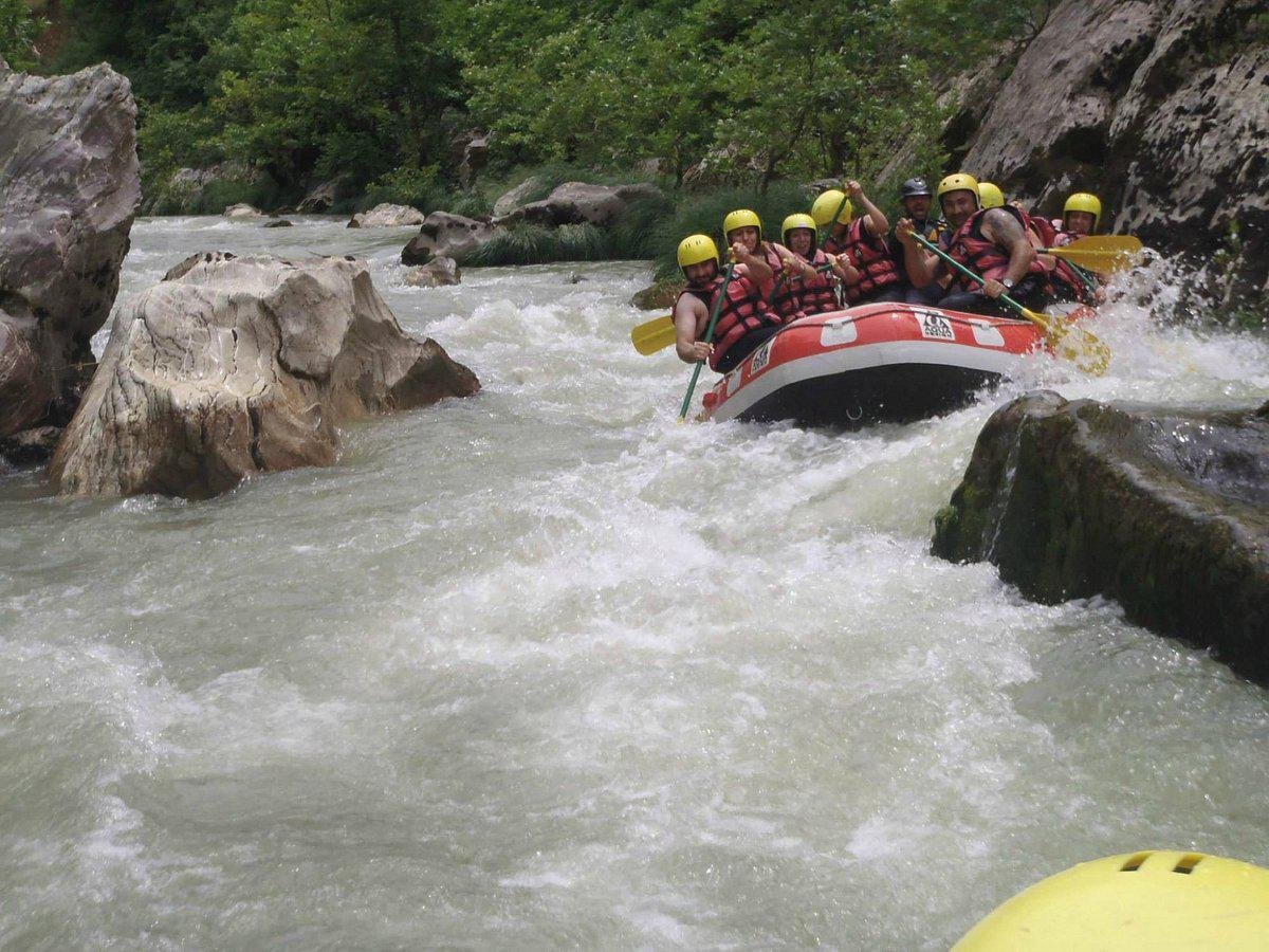 Trekking Hellas Rafting Base